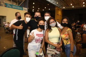 Leia mais sobre o artigo Mais de 73 mil jovens em Manaus receberam a primeira dose da vacina contra a Covid-19