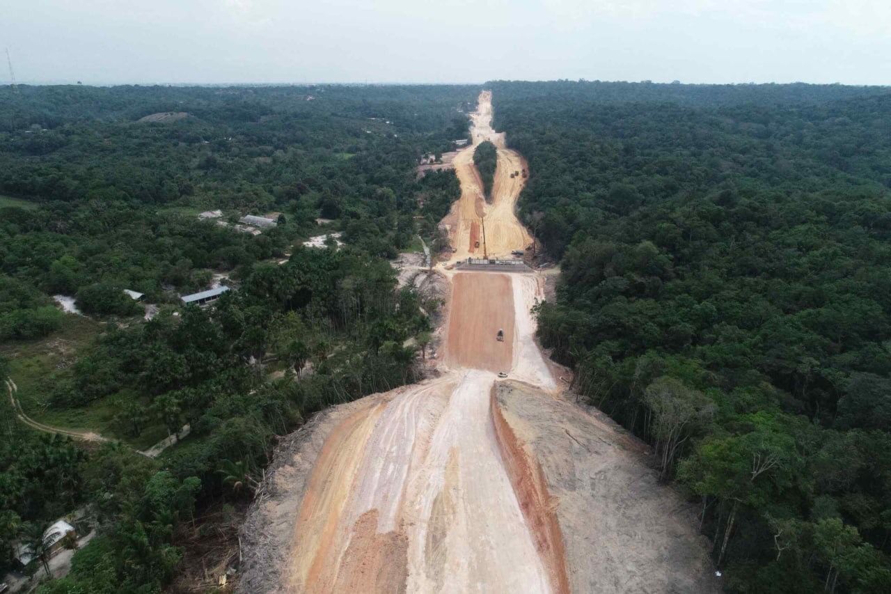 You are currently viewing Governo do Amazonas avança com a construção do Anel Viário Leste