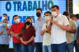 Leia mais sobre o artigo Governo do AM dá início a obras de reforma e modernização da rodovia AM 010