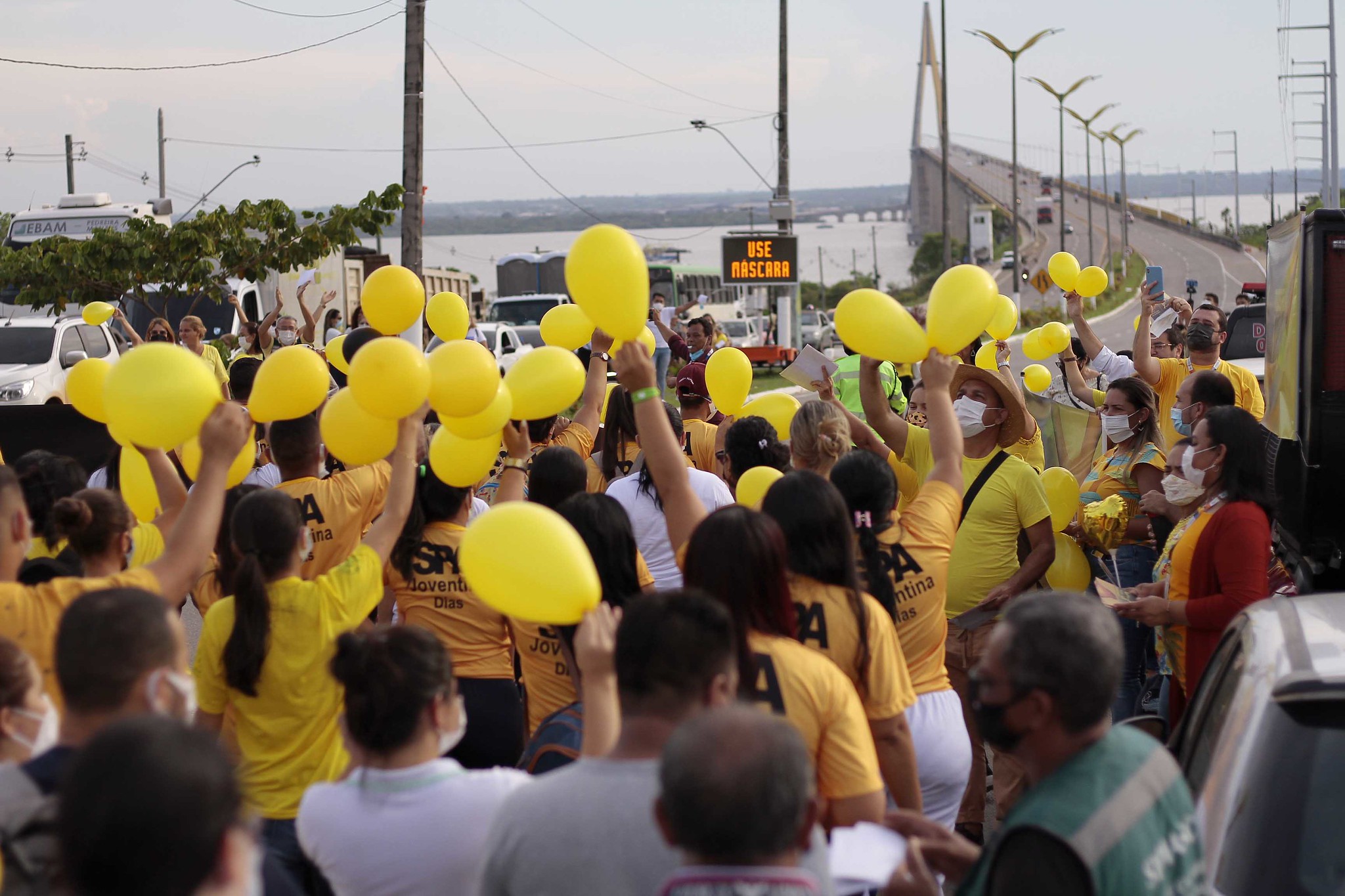 You are currently viewing Prefeitura de Manaus realiza ação de valorização à vida na ponte Jornalista Phelippe Daou