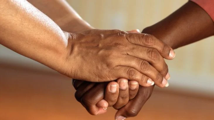 No momento, você está visualizando Sesc disponibiliza lista de espetáculos online com temática racial