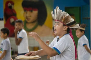 Leia mais sobre o artigo Prefeitura apresenta proposta na educação indígena para atividades com as línguas Kambeba e Nheegatu