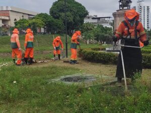 Read more about the article Prefeitura de Manaus leva serviços de revitalização e limpeza pública ao Parque Jefferson Peres