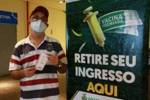 Leia mais sobre o artigo Governo inicia entrega de ingressos para Torneio de Futebol Feminino aos sorteados na campanha