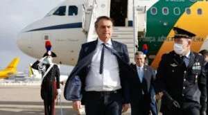 Leia mais sobre o artigo Ministro DiasToffoli dá 10 dias para o Presidente Bolsonaro explicar agressões a jornalistas na Itália