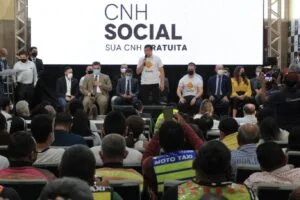 Leia mais sobre o artigo Governador Wilson Lima anuncia mais 2 mil contemplados com a “CNH Social” na capital e interior