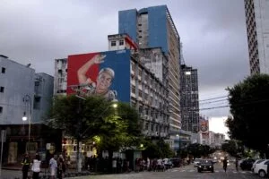 Leia mais sobre o artigo Mural em homenagem ao cantor Zezinho Corrêa é inaugurado por meio de edital da Prefeitura de Manaus