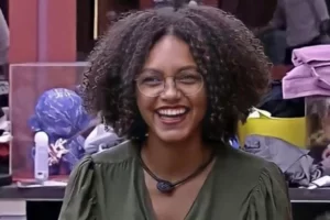 Read more about the article BBB22: Jessi expõe Linn para Douglas e é detonada nas redes sociais