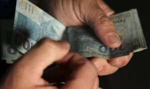 Leia mais sobre o artigo Abono salarial de anos anteriores só poderá ser pedido em março