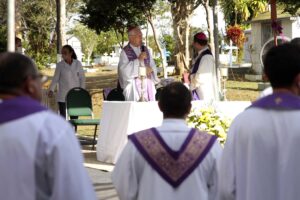 Read more about the article Prefeitura entrega mausoléu da Igreja Católica que homenageia padres de Manaus