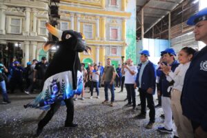 Read more about the article Governador Wilson Lima acompanha reabertura dos galpões dos bois-bumbás Garantido e Caprichoso, em Parintins