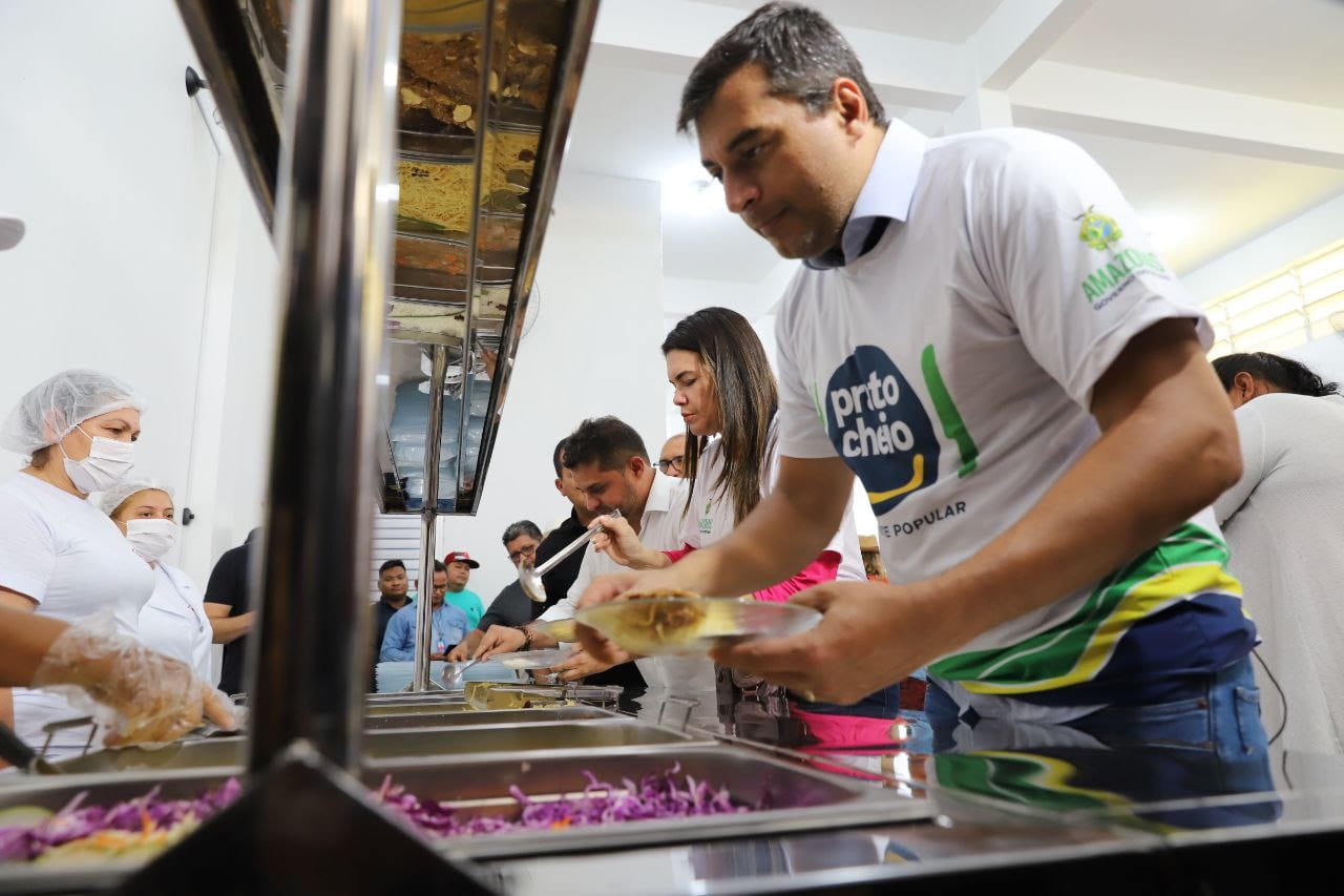 You are currently viewing Em Barreirinha, governador Wilson Lima inaugura quinto restaurante popular no interior do estado