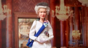 Read more about the article Rainha Elizabeth II ganha boneca Barbie própria em homenagem ao Jubileu de Platina