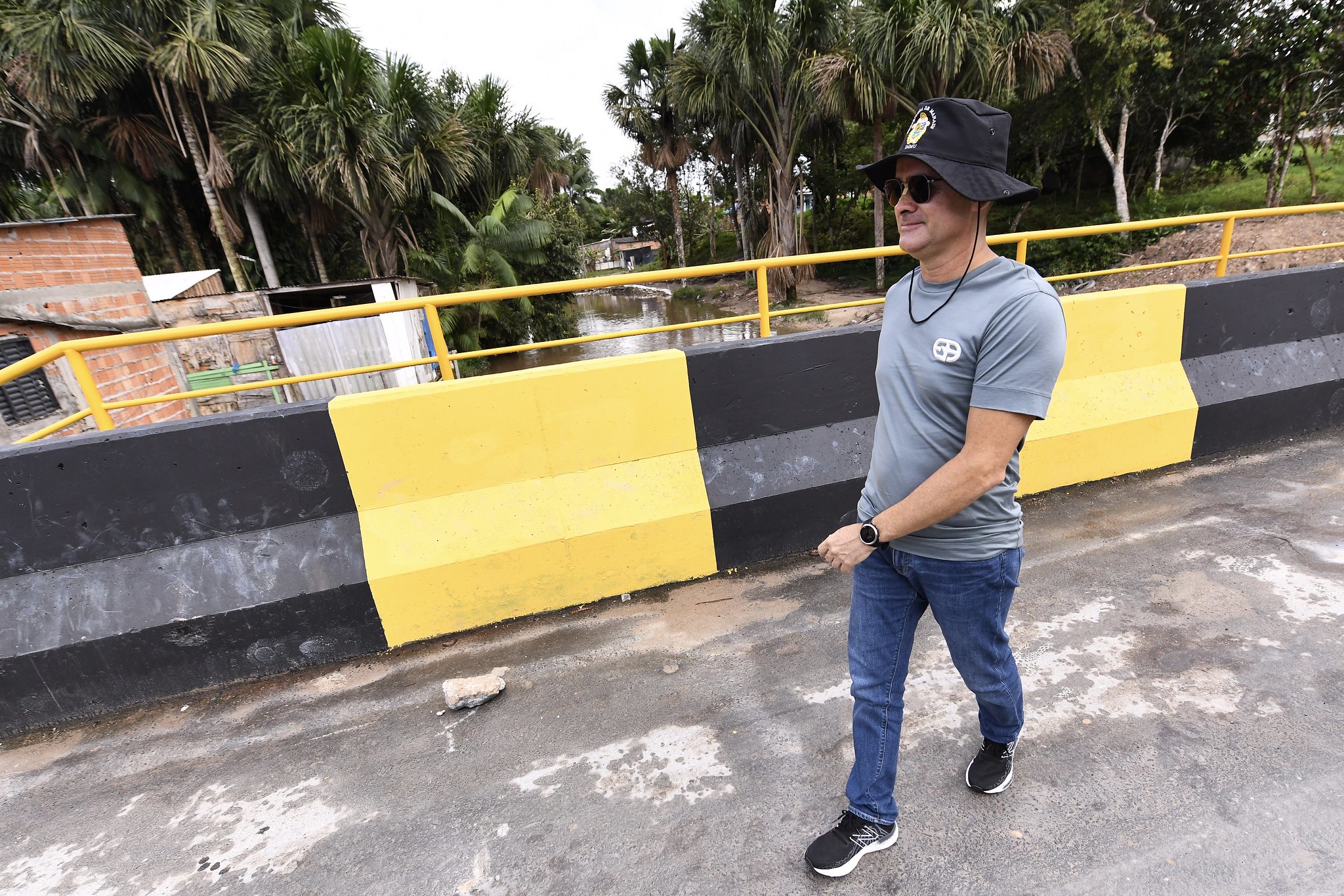 You are currently viewing Prefeito David Almeida realiza última fiscalização em construção da nova ponte da Comunidade Nobre