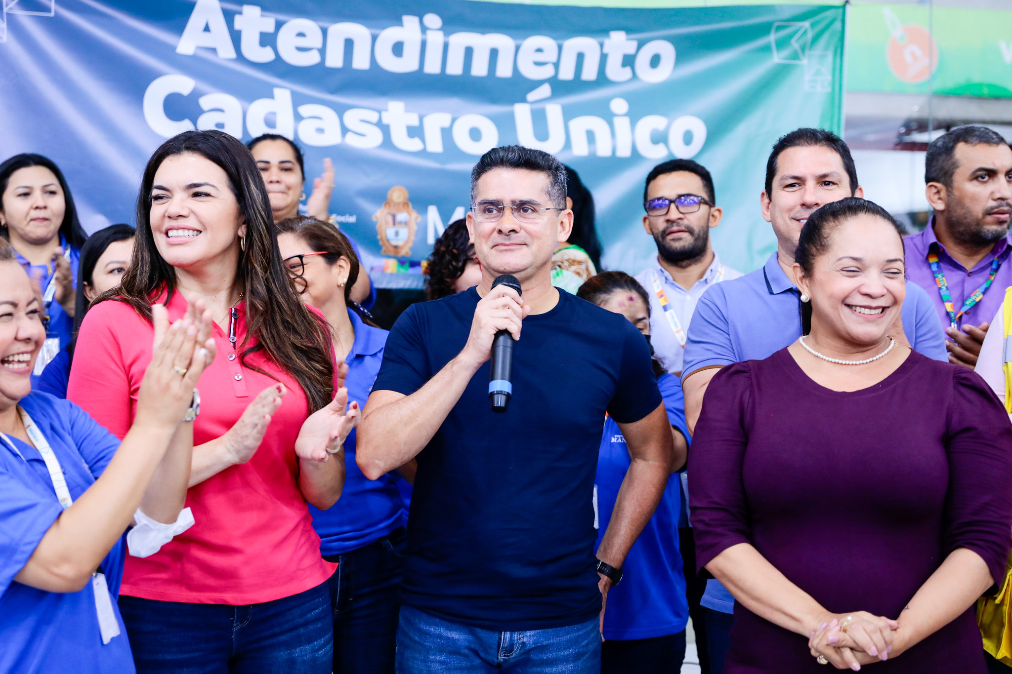 You are currently viewing Prefeitura de Manaus atende mais de mil famílias em mutirão de atualização do CadÚnico