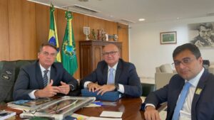 Read more about the article Wilson Lima se reúne com presidente Bolsonaro, que volta a se comprometer com a garantia da competitividade da ZFM