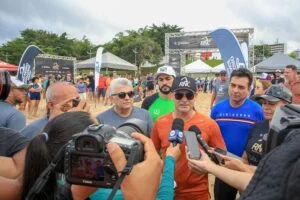 Leia mais sobre o artigo Prefeitura de Manaus anuncia ‘Maratona Aquática da Amazônia’ durante competição que reuniu mais de 260 atletas na praia da Ponta Negra