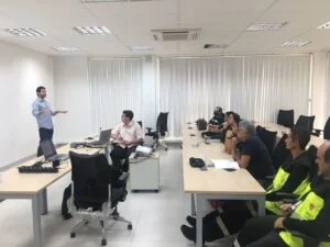 Leia mais sobre o artigo Prefeitura realiza curso para modernizar fiscalização de transporte