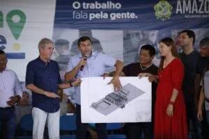 Leia mais sobre o artigo Hospital de São Gabriel será reformado, anuncia Wilson Lima