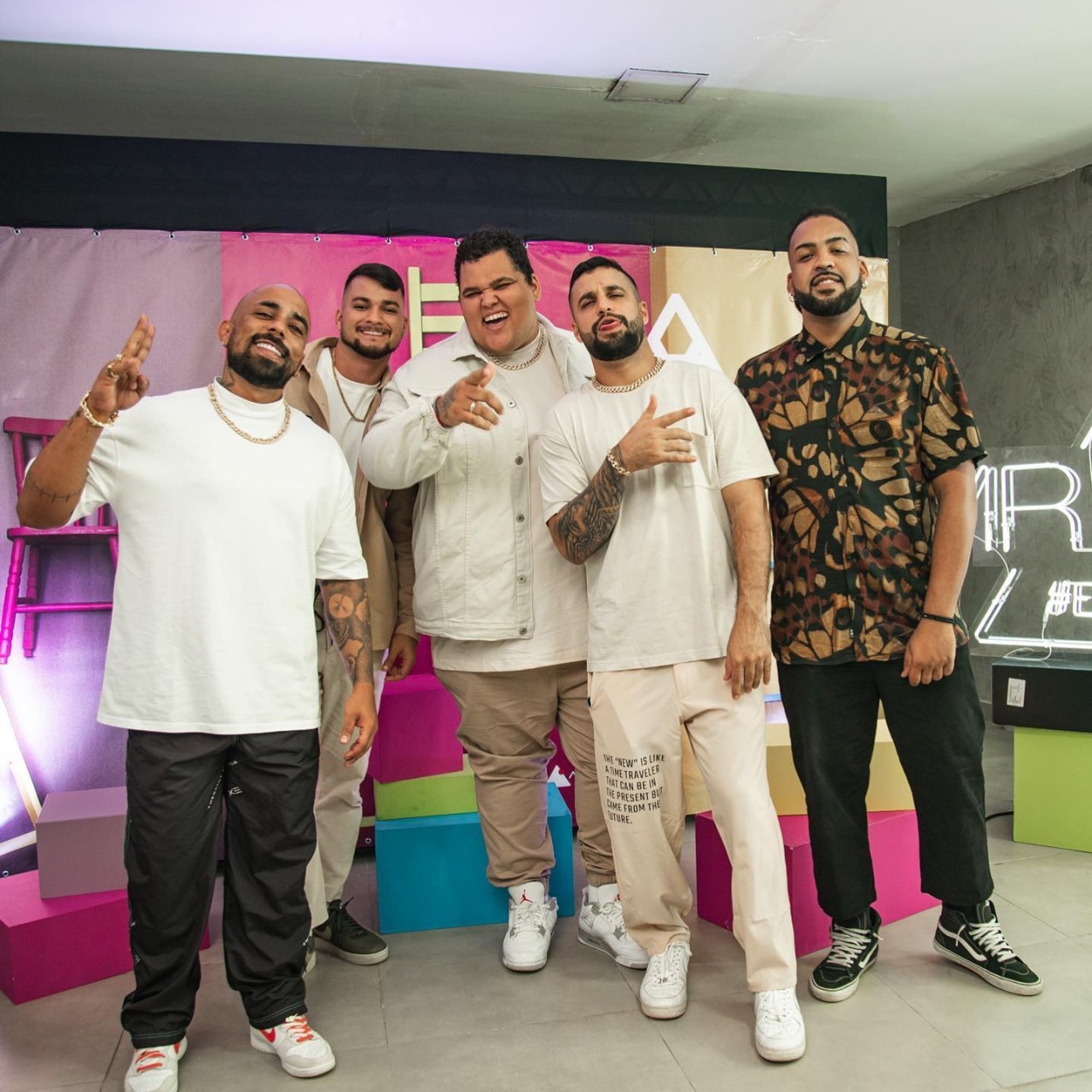 You are currently viewing Fábrica de Eventos lança promoção para ida ao camarim do Menos é Mais