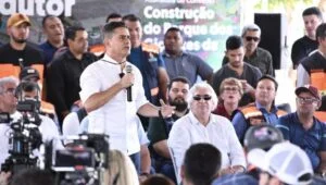 Leia mais sobre o artigo Prefeito David Almeida destaca construção de grandes parques para impulsionar o turismo em Manaus