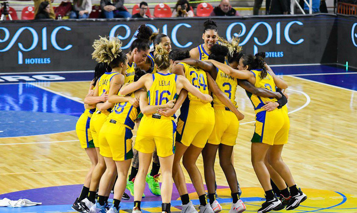 You are currently viewing Brasil alcança final do Sul-Americano de basquete feminino