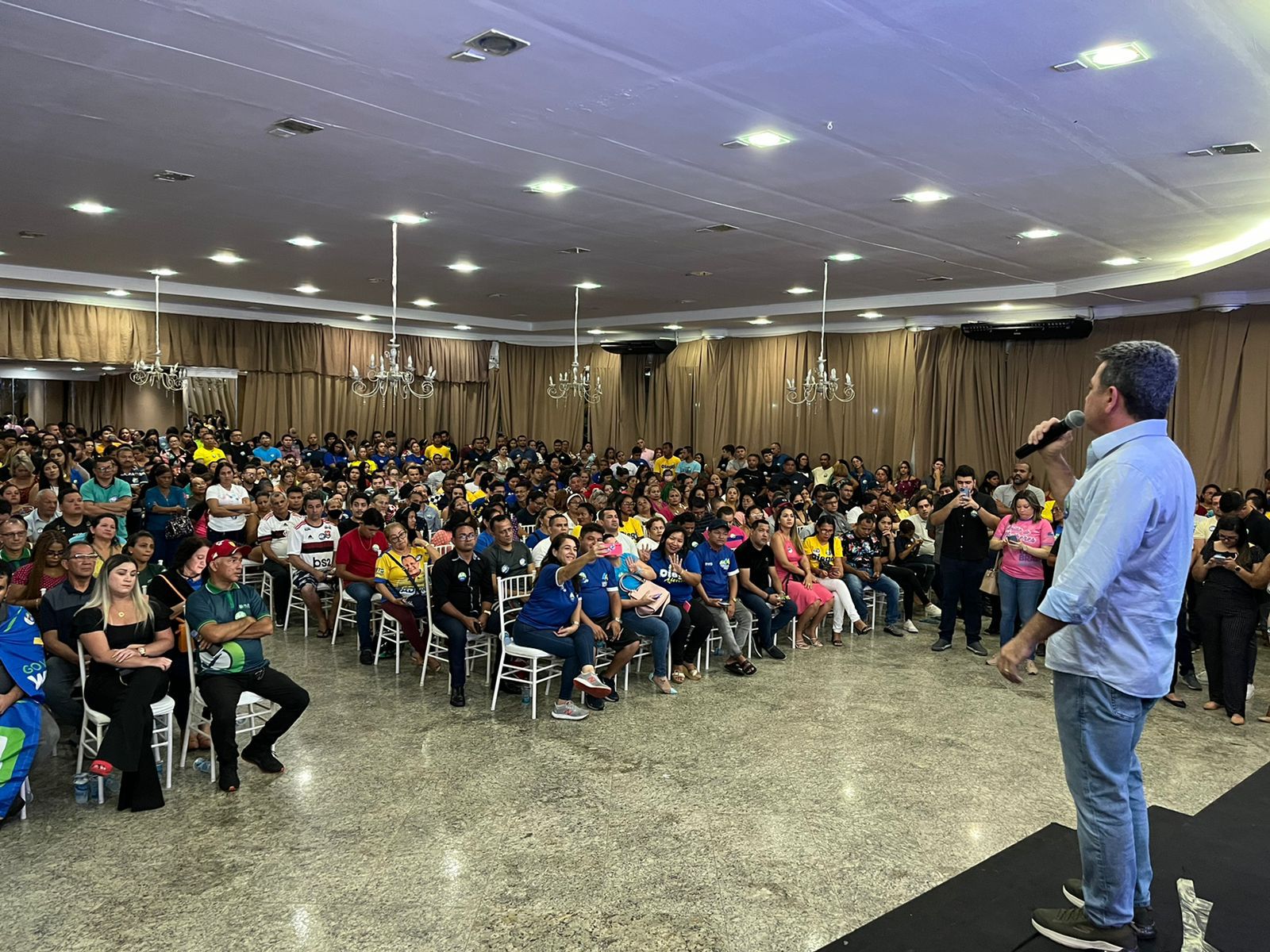 You are currently viewing Mais da metade dos vereadores de Manaus declara apoio à chapa Wilson e Tadeu de Souza