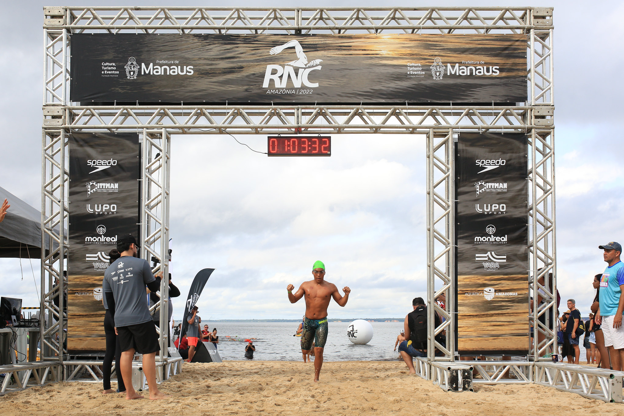 No momento, você está visualizando Manaus Adventure 2022 vai reunir mais de mil atletas de 14 a 16 de outubro na praia da Ponta Negra