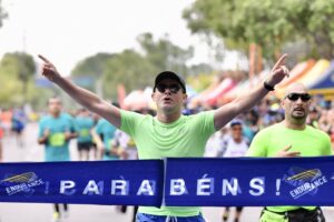 Read more about the article Prefeito David Almeida participa da Maratona Internacional de Manaus e destaca grande adesão da população