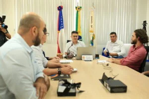 Leia mais sobre o artigo Prefeito David Almeida lança prêmio inédito ‘United Earth Amazônia’ para tornar Manaus referência mundial em sustentabilidade