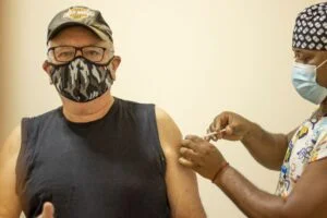 Leia mais sobre o artigo Prefeitura de Manaus convoca mais de 1 milhão de ‘atrasados’ para atualizar vacinação contra a Covid