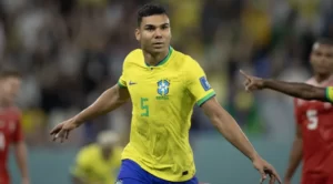 Read more about the article Com gol de Casemiro, Brasil vence e garante vaga nas oitavas