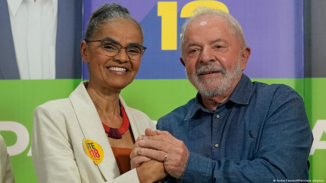 You are currently viewing Lula convida Marina Silva para ser ministra do Meio Ambiente