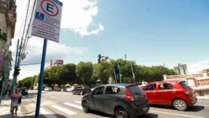 Leia mais sobre o artigo Justiça acata pedido da Prefeitura de Manaus e suspende reajuste do Zona Azul