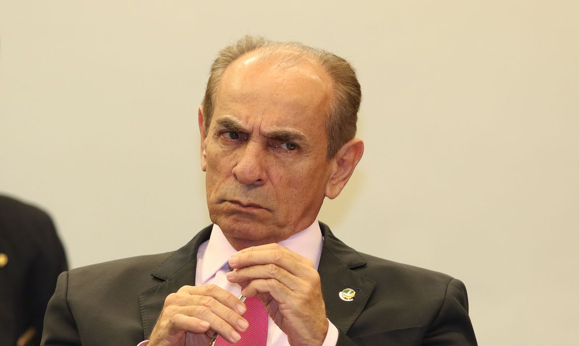 You are currently viewing Relator do Orçamento diz que recursos de emendas serão redistribuídos