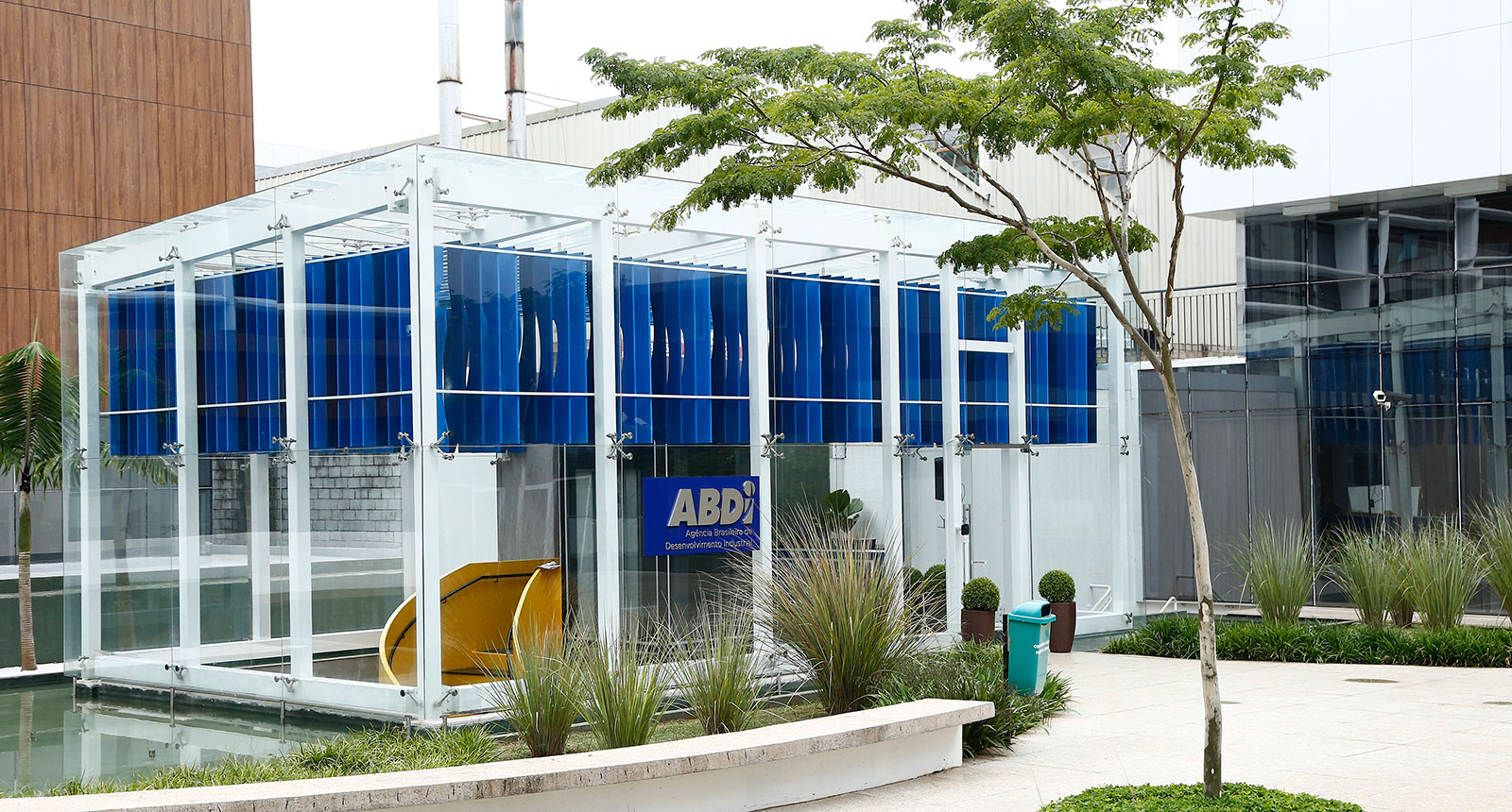 You are currently viewing Ministro reforça parceria com ABDI para levar conectividade e 5G para a Indústria