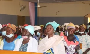 Read more about the article Grupo de radicais sequestra cerca de 50 mulheres em Burkina Fasso