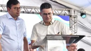 Leia mais sobre o artigo Prefeito David Almeida e governador Wilson Lima dão início às obras do parque Gigantes da Floresta