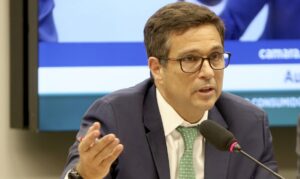 Read more about the article Inflação de 2022 seria 9% sem cortes de impostos, diz Campos Neto