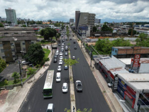 Read more about the article Prefeitura de Manaus continua com obras na avenida Djalma Batista e anuncia construção de praça