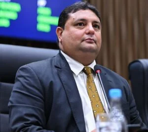 Leia mais sobre o artigo Caio André leva projeto ‘Câmara Cidadã’ para a zona leste de Manaus