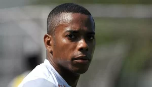 Read more about the article Robinho condenado: entenda por que o jogador não pode ser extraditado