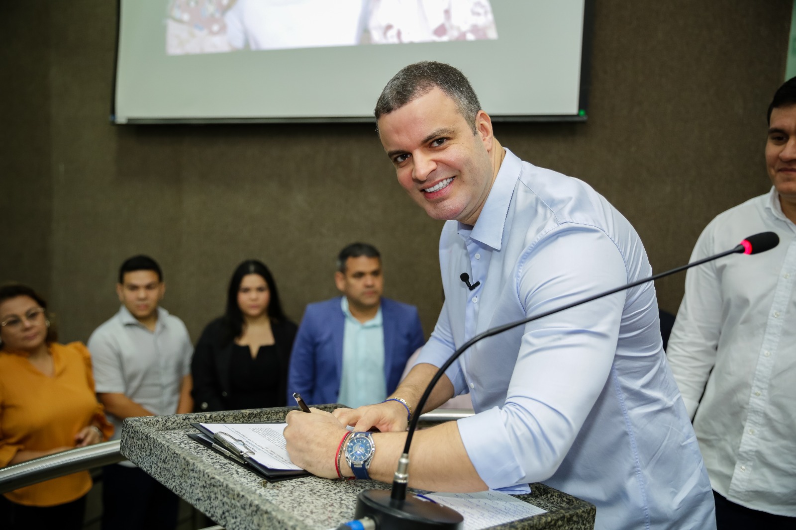 You are currently viewing Delegado Rodrigo de Sá é empossado presidente do Partido Progressistas no Amazonas