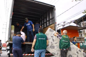 Leia mais sobre o artigo Prefeitura de Manaus inicia mudança de famílias desalojadas do bairro Jorge Teixeira