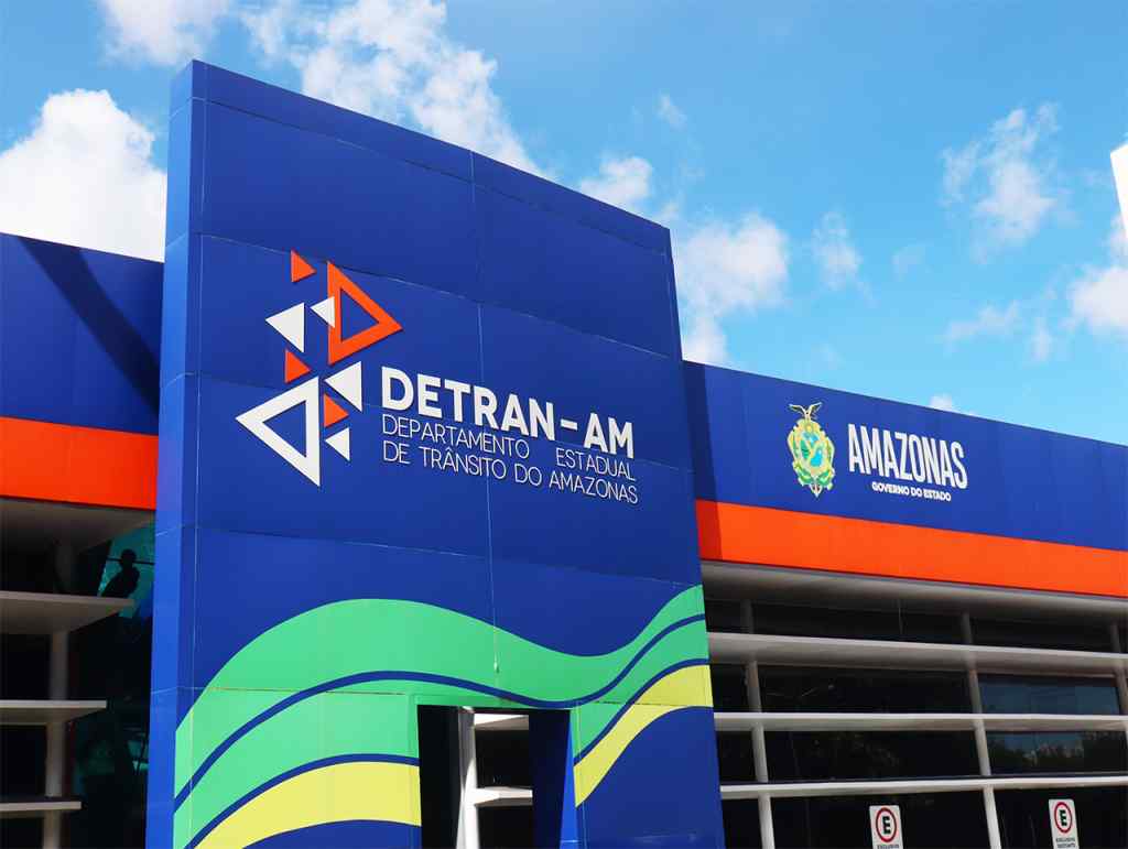 You are currently viewing Detran Amazonas alerta para novo dispositivo de segurança para caminhões com carroceria basculante e caminhão-trator