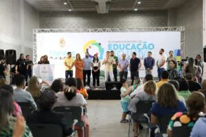 Leia mais sobre o artigo Prefeito de Manaus participa do encerramento do ‘Seminário de Educação Inclusiva’ da Semed