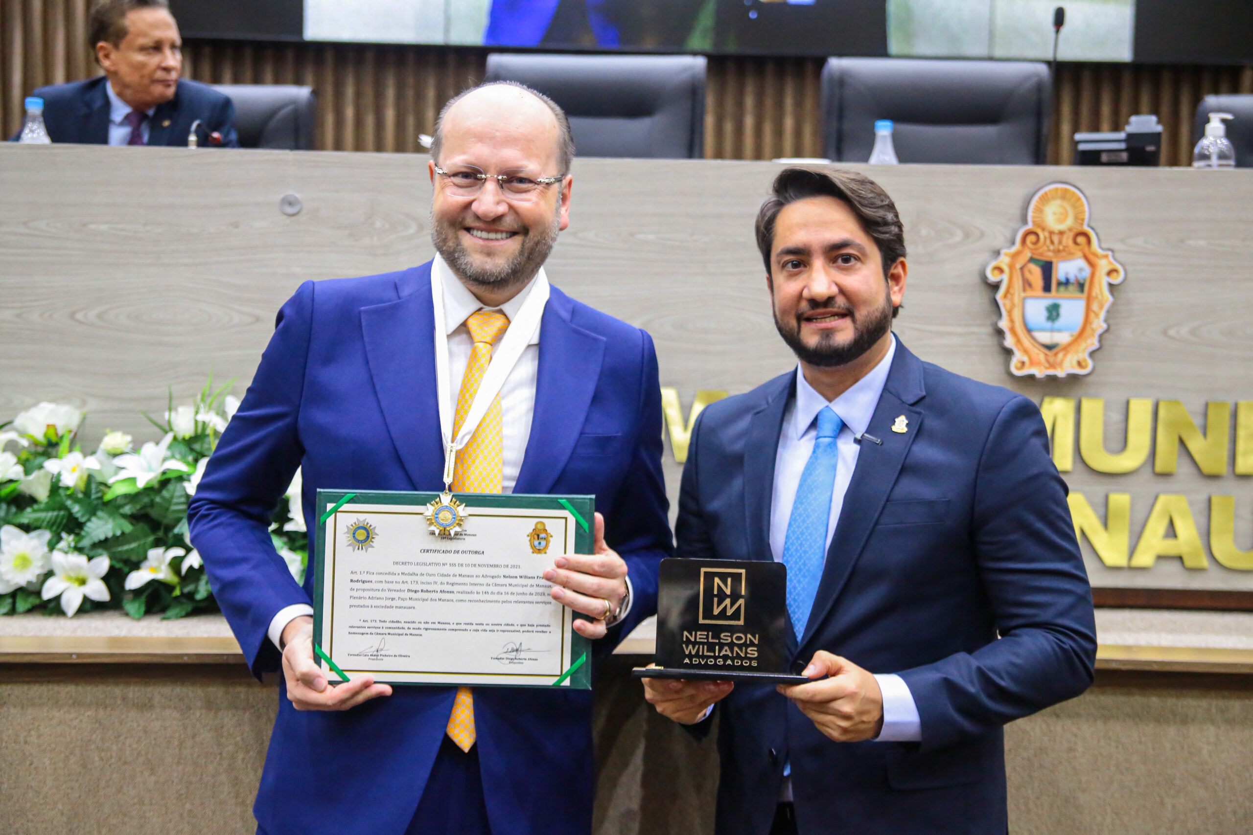 You are currently viewing Nelson Wilians recebe Medalha de Ouro Cidade de Manaus pela defesa da ZFM