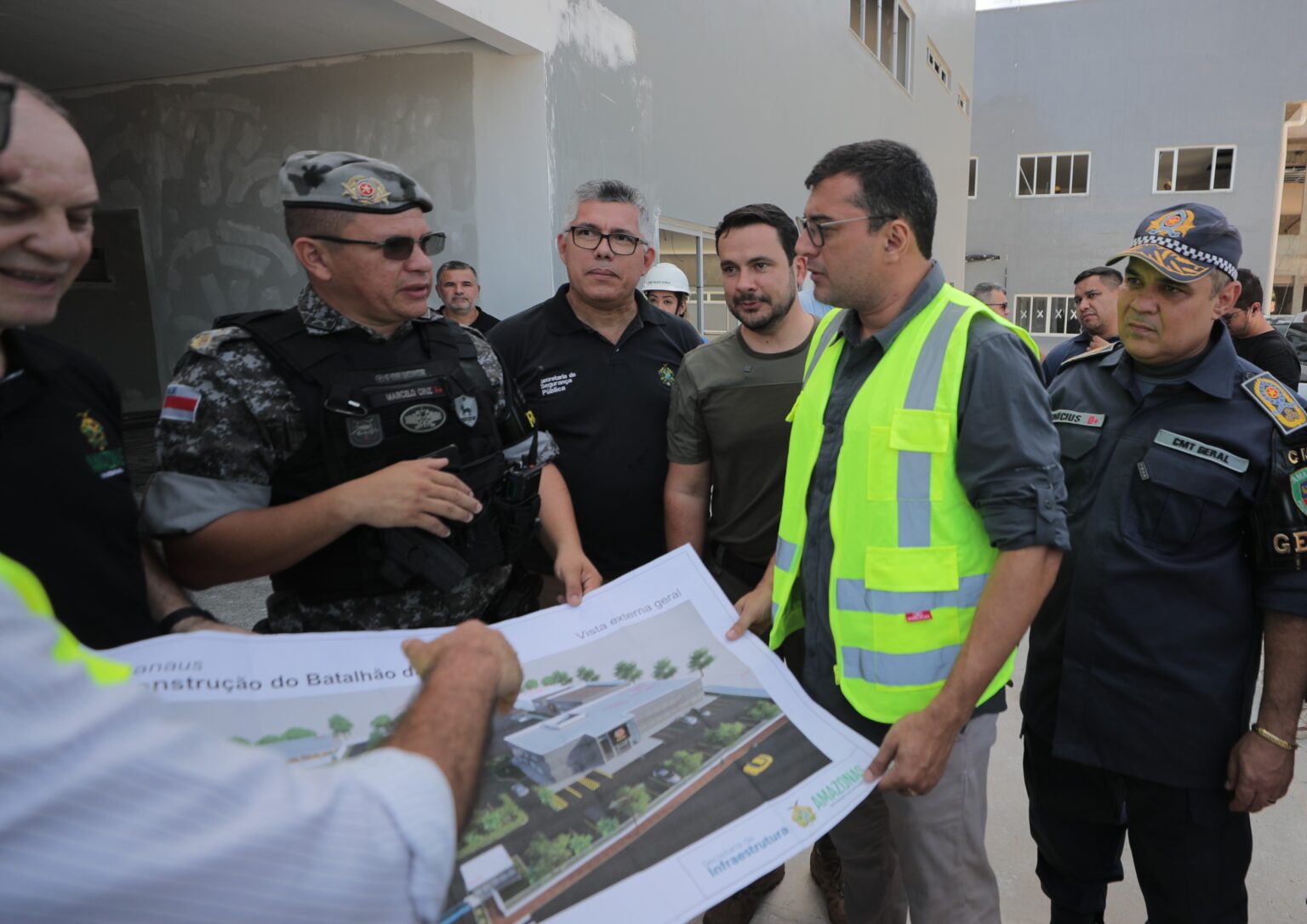 You are currently viewing Governador Wilson Lima vistoria fase final da obra do novo batalhão da Rocam