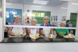Leia mais sobre o artigo Prefeitura de Manaus reinaugura cozinha comunitária do bairro Santo Agostinho para reforçar o combate à fome