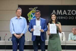 Read more about the article Governador Wilson Lima lança edital inédito para projetos geradores de crédito de carbono em Unidades de Conservação